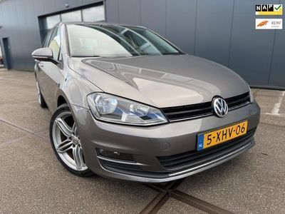 Grijs Gebruikt 2014 VW Golf VII Edition Hatchback | € 9.699 (Eerlijke prijs)