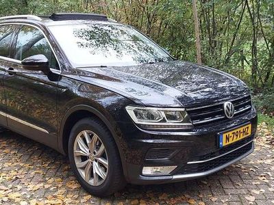Zwart Gebruikt 2017 VW Tiguan Highline SUV | € 19.950 (Goede deal)