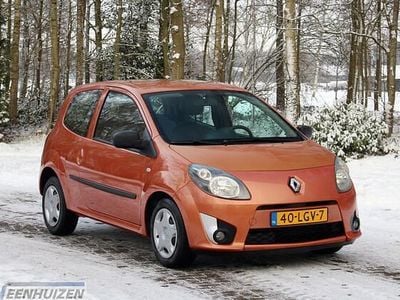 Oranje Occasion 2010 Renault Twingo Authentique Hatchback | € 1.999 (Super prijs)