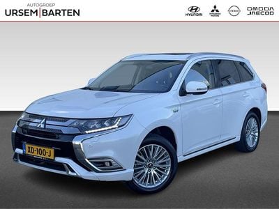 Wit Gebruikt 2018 Mitsubishi Outlander P-HEV Intense+ SUV | € 18.930 (Eerlijke prijs)