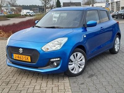 Blauw Gebruikt 2020 Suzuki Swift Hatchback | € 14.400 (Eerlijke prijs)