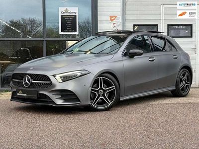 Grijs Gebruikt 2020 Mercedes A200 Business Sedan | € 30.900 (Iets duurder)