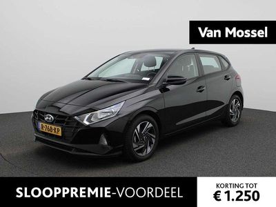 Zwart Gebruikt 2022 Hyundai i20 Comfort Hatchback | € 15.945 (Eerlijke prijs)