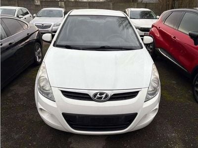 Wit Gebruikt 2011 Hyundai i20 Sedan | € 1.990