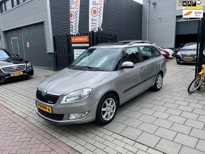 Beige, metallic lak Gebruikt 2011 Skoda Fabia GreenLine Hatchback | € 1.999 (Eerlijke prijs)