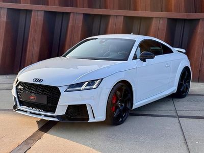 Wit (metallic) Occasion 2016 Audi TT RS Coupé | € 49.995