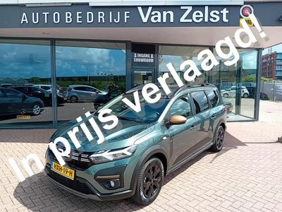 Groen, metallic lak Gebruikt 2024 Dacia Jogger Extreme MPV | € 26.995 (Eerlijke prijs)