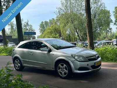 Opel Astra GTC