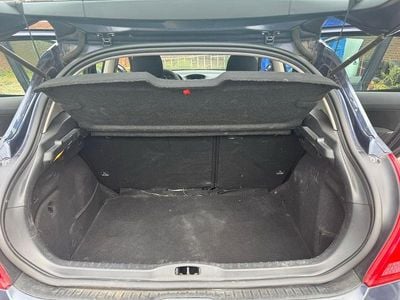 Blauw Occasion 2008 Peugeot 308 Hatchback | € 1.700 (Eerlijke prijs)