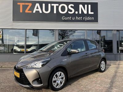 Occasion Toyota Yaris Hybrid 2017 Grijs Hatchback