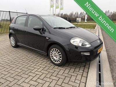 Occasion Fiat Punto Dynamic 80 PK (58 kW) 2015 Zwart Hatchback
