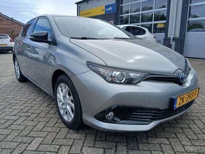 Toyota Auris Hybrid