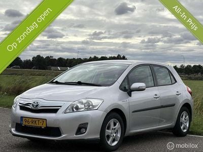 Toyota Auris Hybrid