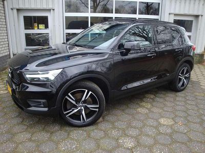 Zwart Gebruikt 2021 Volvo XC40 Inscription SUV | € 27.400 (Eerlijke prijs)