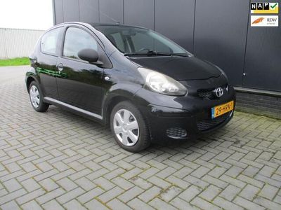 tweedehands Toyota Aygo 1.0-12V Access / 5 drs / 125000 k.m.