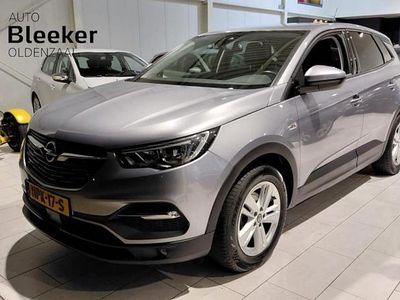 Grijs (metallic) Occasion 2018 Opel Grandland X SUV | € 12.950 (Eerlijke prijs)