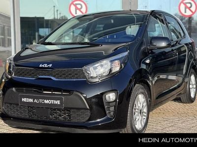 Zwart, metallic lak Occasion 2024 Kia Picanto Hatchback | € 15.940 (Eerlijke prijs)