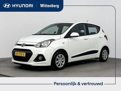 Wit Gebruikt 2016 Hyundai i10 Comfort Hatchback | € 7.900 (Eerlijke prijs)