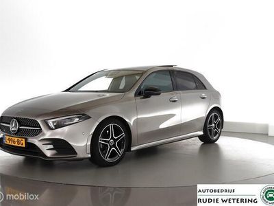 Grijs Gebruikt 2021 Mercedes A180 Business Hatchback | € 29.950 (Iets duurder)