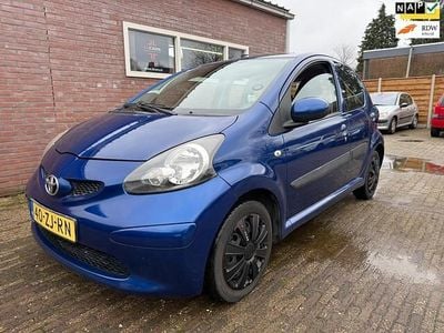 Occasion Toyota Aygo 68 PK (50 kW) 2008 Blauw Hatchback