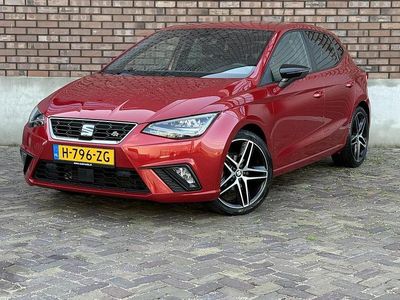 Rood (metallic) Occasion 2020 Seat Ibiza Business Hatchback | € 15.990 (Duur)