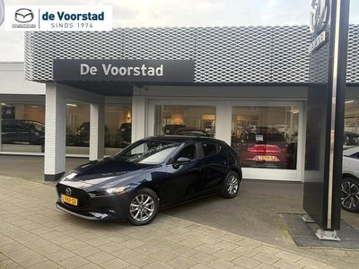 Occasion Mazda 3 Comfort 186 PK (136 kW) 2021 Deep crystal blue mica (42m) (donker blauw) Hatchback