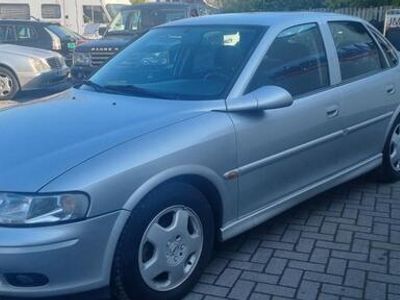 tweedehands Opel Vectra 1.6-16V Diamond