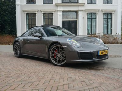 Porsche 911 Carrera 4