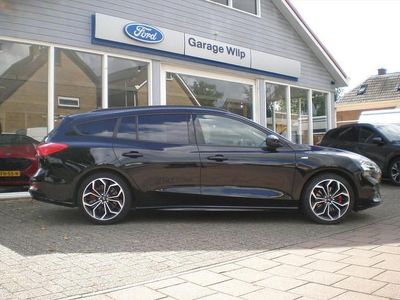 Zwart Occasion 2019 Ford Focus Business Edition Stationwagen | € 20.895 (Duur)