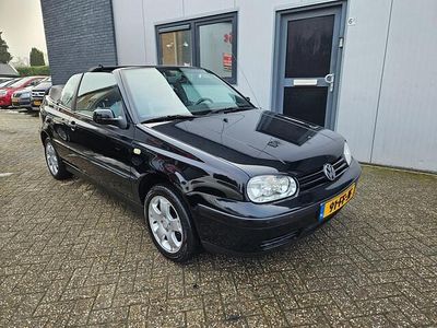 Zwart Occasion 2000 VW Golf IV Trendline Cabriolet | € 2.450 (Eerlijke prijs)