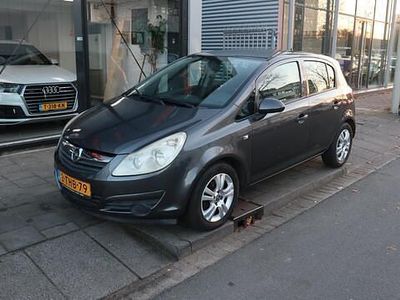 Grijs Occasion 2010 Opel Corsa Edition Hatchback | € 3.450 (Eerlijke prijs)