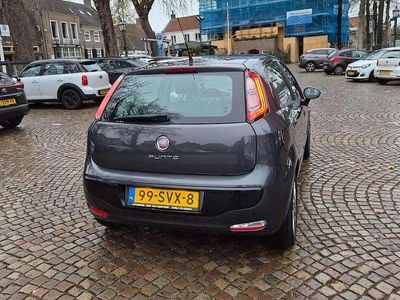 Grijs Gebruikt 2011 Fiat Punto MPV | € 2.500 (Eerlijke prijs)