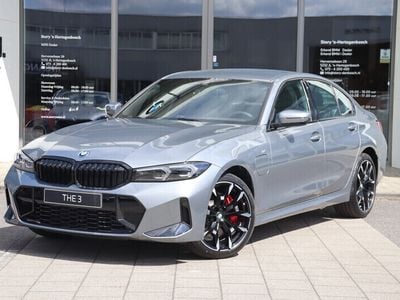 BMW 330e
