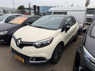 Geel (metallic) Occasion 2016 Renault Captur SUV | € 4.850