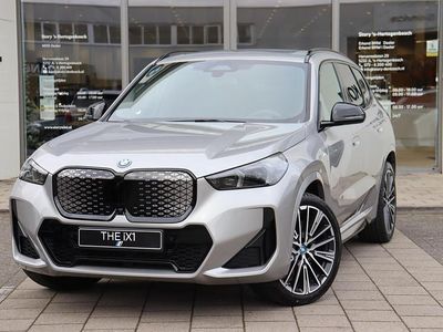 Zilver Gebruikt 2024 BMW iX1 Executive SUV | € 68.058