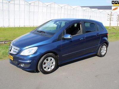 Mercedes B180