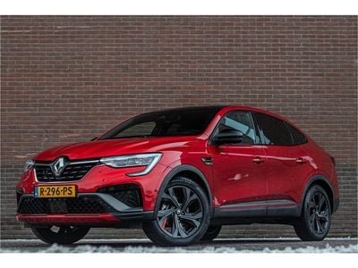 Rood Occasion 2022 Renault Arkana R.S. SUV | € 23.450 (Eerlijke prijs)