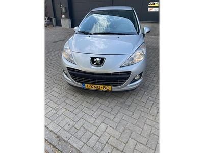 Grijs Gebruikt 2011 Peugeot 207 Allure Hatchback | € 3.995 (Eerlijke prijs)