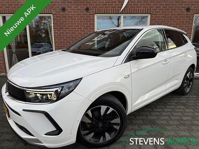 Wit Occasion 2022 Opel Grandland X SUV | € 17.899 (Eerlijke prijs)