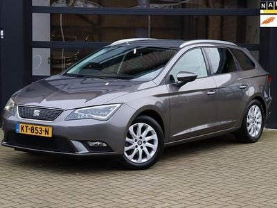 Grijs Gebruikt 2017 Seat Leon ST CONNECT Stationwagen | € 8.945 (Goede deal)