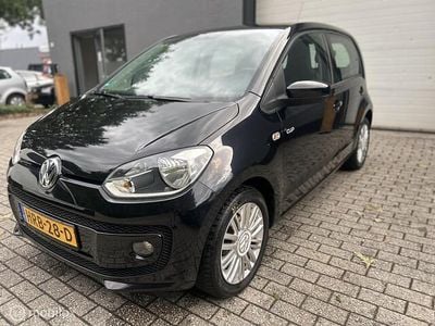 Zwart Gebruikt 2015 VW up! take up! Hatchback | € 5.995 (Eerlijke prijs)