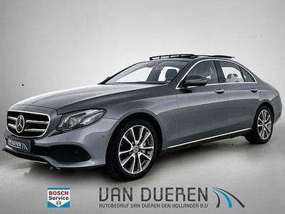 Grijs (metallic) Gebruikt 2019 Mercedes E300 Premium Plus Sedan | € 35.950