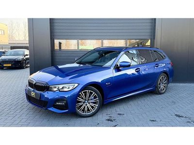 Occasion BMW 330 184 PK (135 kW) 2021 Blauw Stationwagen