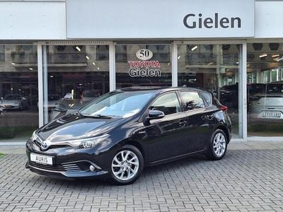 Toyota Auris Hybrid