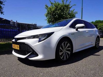 Wit Gebruikt 2020 Toyota Corolla Business Edition Stationwagen | € 20.945 (Eerlijke prijs)