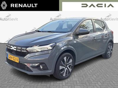 Grijs Occasion 2024 Dacia Sandero Expression Hatchback | € 17.450 (Eerlijke prijs)