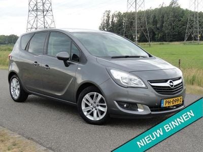 Grijs Occasion 2016 Opel Meriva Cosmo MPV | € 5.995 (Goede deal)