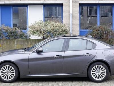 Occasion Alfa Romeo Giulia 136 PK (100 kW) 2019 Grijs (metallic) Sedan