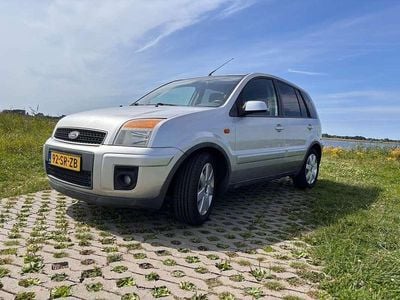 Grijs Gebruikt 2006 Ford Fusion Futura MPV | € 4.300 (Iets duurder)