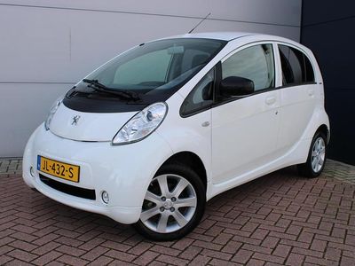 Wit Gebruikt 2016 Peugeot iON Active Hatchback | € 6.900